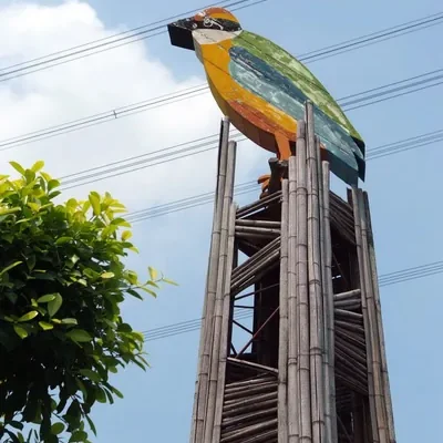 湖本生態村
