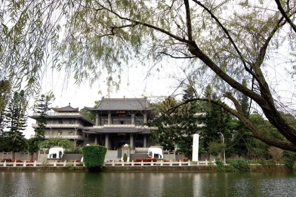 劍湖慈光寺