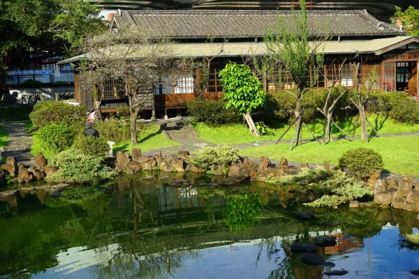逸仙公園
