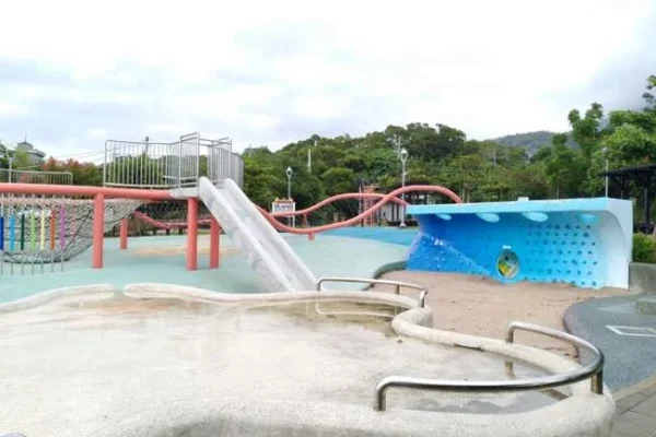 八里渡船頭公園