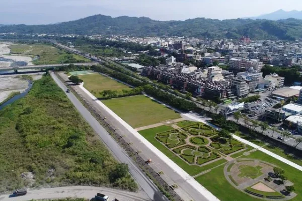 東勢河濱公園