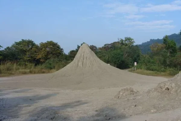 烏山頂泥火山自然保留區